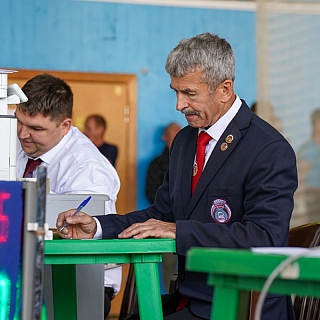 В "Кварце" проходят соревнования по гиревому спорту среди пожарных 4