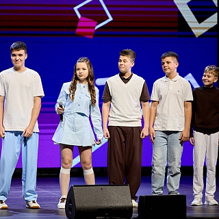 Команда КВН «На БОРту» завоевала третье место на гала‑концерте Юниор‑Лиги в Нижнем Новгороде 3