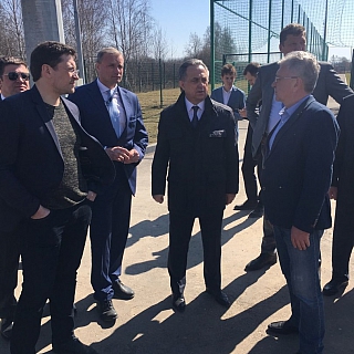 В рамках подготовки к Чемпионату мира по футболу FIFA 2018 спортивный центр "Борский" посетили Виталий Леонтьевич  Мутко и Глеб Сергеевич Никитин 2