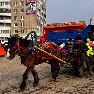 Как прошли масленичные гуляния на Бору и Стекольном 2