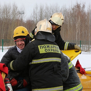 На Бор прибыли спасатели 5