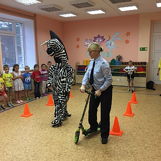 Инспектор ГИБДД: «С детьми по службе и в жизни» 5