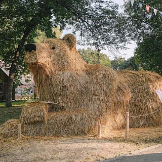Необычные фигуры появились в Нижегородской парке 5