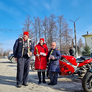 Борские байкеры осчастливили борских женщин 2