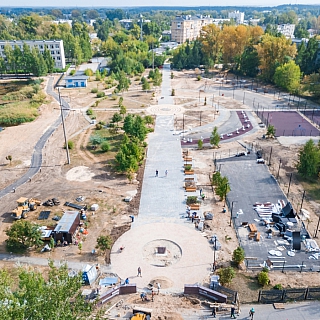 Премьера Мишустина можно вести в парк Максимова 4