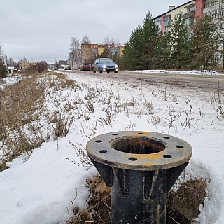 От Октябрьского до Сошников начался монтаж уличного освещения 3