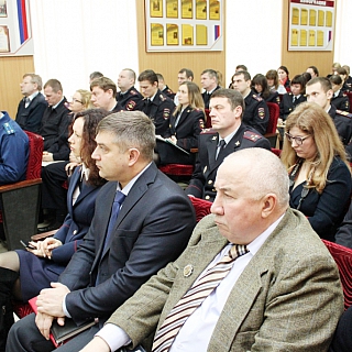 На Бору полицейские подвели итоги оперативно-служебной деятельности 14