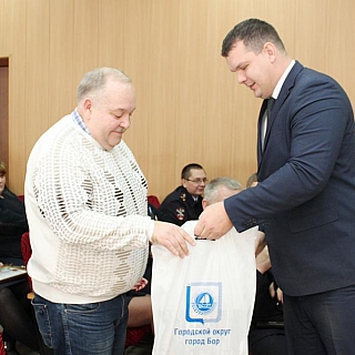 На Бору поздравили участковых уполномоченных полиции 9