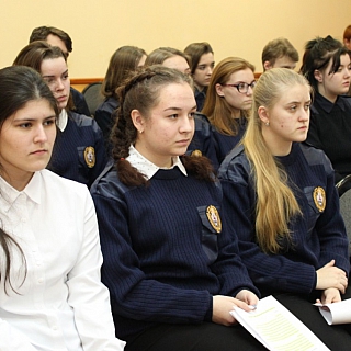 Борские полицейские обсудили тему противодействия коррупции 5