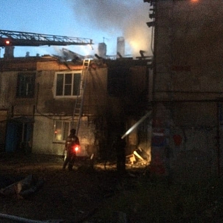 Два человека пострадали в пожаре на Бору сегодня ночью 2