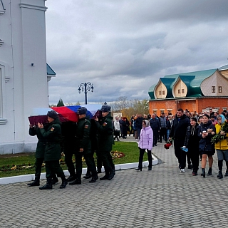 В Знаменском храме прошло прощание с Новиковым Антоном, погибшим под обстрелом в ходе СВО 2