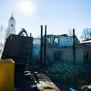 Очередной снос дома для организации парковки в центре Бора 3