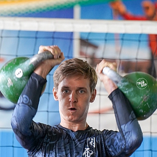 В "Кварце" проходят соревнования по гиревому спорту среди пожарных 5