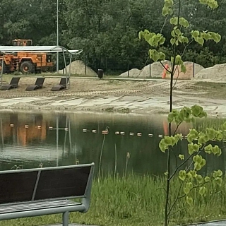 На Юрасовское завезли свежий песок 2