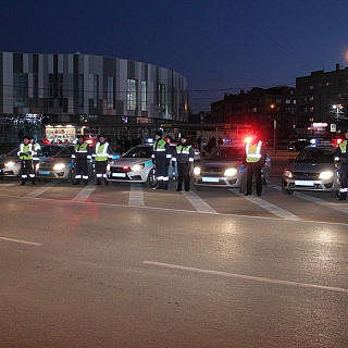 Ярким флешмобом завершился  профилактический марафон «Засветись» на Бору 1