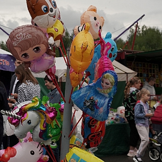 А, может, еще и с Новым годом объединим? 2