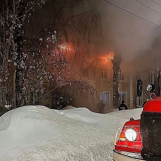 Подробности ночного пожара в Октябрьском 3