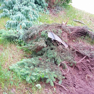 ЧП около КЦ Теплоход 1