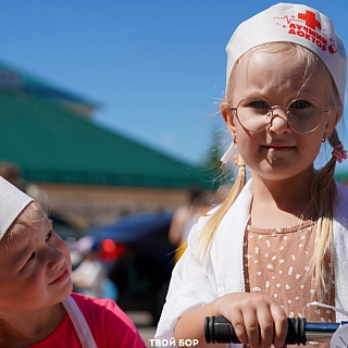 На Бору состоялся семейный парад 8