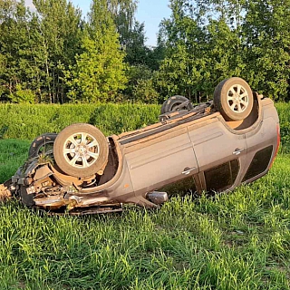 За первую неделю лета в авариях на Бору пострадали 9 человек 1