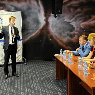 Никитин подписал соглашение о создании детского технопарка 2