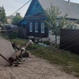 В Борском районе водитель «Киа» сначала влетел в столб, а потом в забор 1