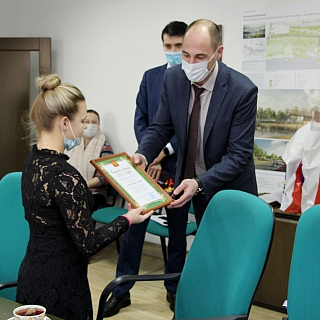 Глава МСУ Борского округа Алексей Боровский вручил благодарственные письма спортсменам 2