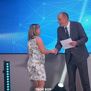 Борских выпускников наградили золотыми медалями 2