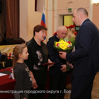 Орден Мужества посмертно присвоен борчанину Денису Пряхову 2