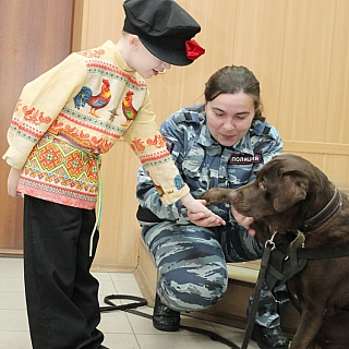 Борские полицейские принимали в гости дошколят 13