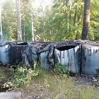 Опасная свалка нефтеотходов обнаружена на Бору 1