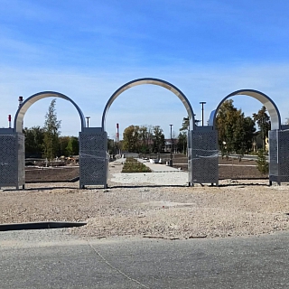 А что там с аллей ветеранов на Стекольном 1