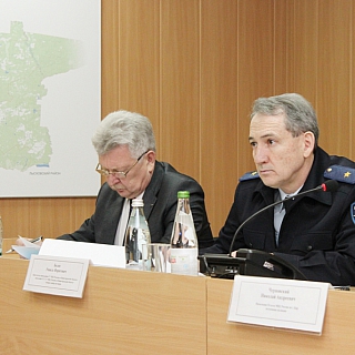 На Бору полицейские подвели итоги оперативно-служебной деятельности 11