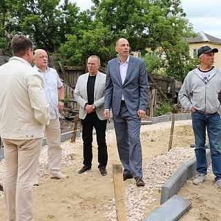 Благоустройство в п.Октябрьский планируют завершить к Дню города 4