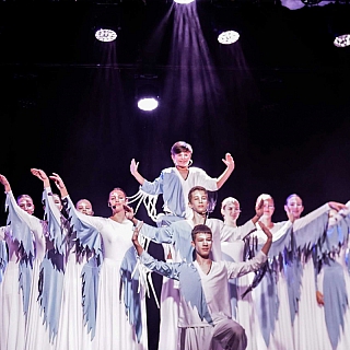 Театр БРАВО поздравляем с премьерой спектакля 9