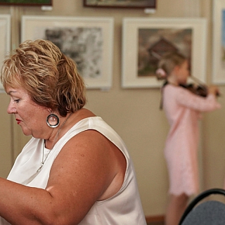 Выставка, которую стоит посетить, открылась на Бору 2