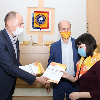 Чествование борских волонтеров прошло в администрации города 2