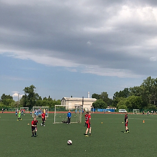 Бо­лее ты­ся­чи юных спортс­ме­нов по­участ­во­ва­ли в ак­ции «Я вы­би­раю спорт» на Бо­ру 4