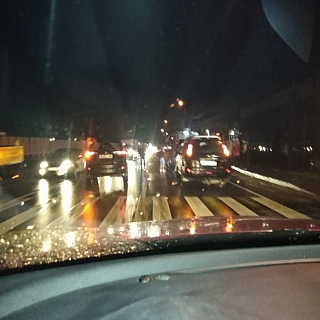 На пешеходном переходе около хлебозавода сшибли девушку 2