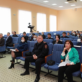 Глава округа отчитался перед депутатами о результатах социально-экономической деятельности за 2020 год 2