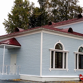 Рекламный баннер с объекта культурного наследия сняли 2