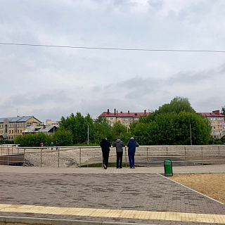 Завершающий этап благоустройства Мухинского озера отложен на следующий год, тем временем на нём появился остров 4