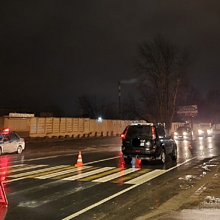 На пешеходном переходе около хлебозавода сшибли девушку 1