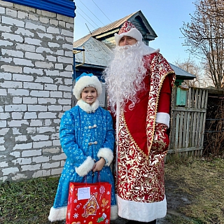 В рамках благотворительной акции «Мандарин» активисты доставили подарки детям 3