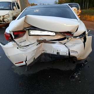 Четыре автомобиля столкнулись на одном борском повороте 2