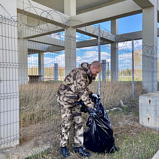 На Бору прошёл общегородской субботник 4