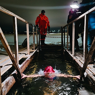 Крещенские купания сильных духом борчан 5