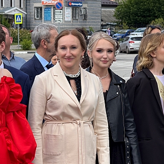 Парад выпускников прошел на Бору 1