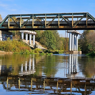 Первый в России алюминиевый мост продолжают строить на Бору 2