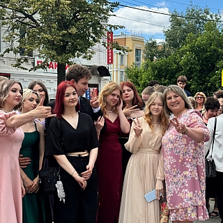 Общегородской выпускной прошел на Бору 6